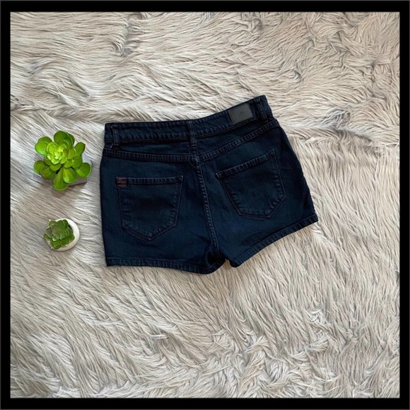 Urban Outfitters BDG High Rise Erin 5-Pocket Short - Picture 3 of 4